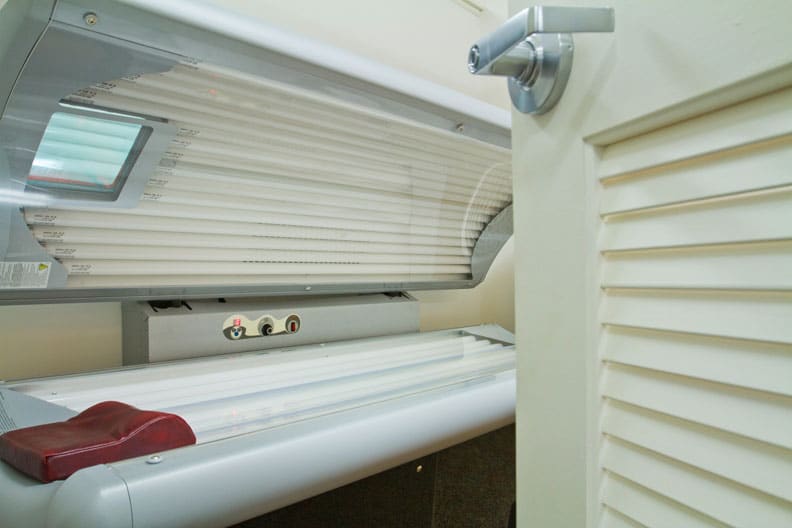 Tanning bed
